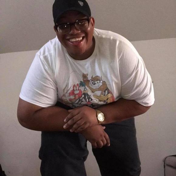 Meet your Posher, Larry - Picture 1 of 1